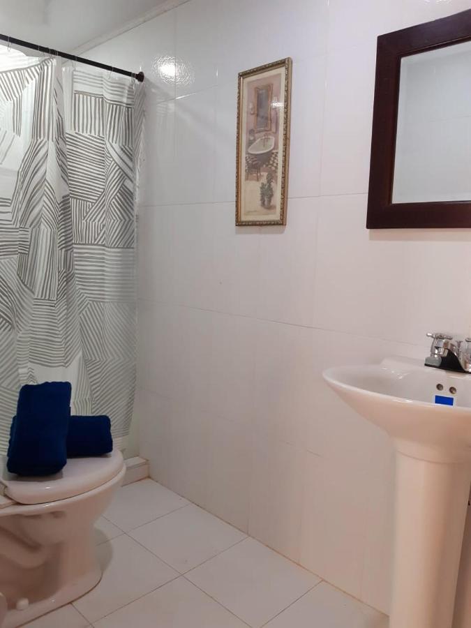 Buenavista  Joebi'S House Walking Distance To Rocky Cay Beach Ideal For Families Or Groups מראה חיצוני תמונה